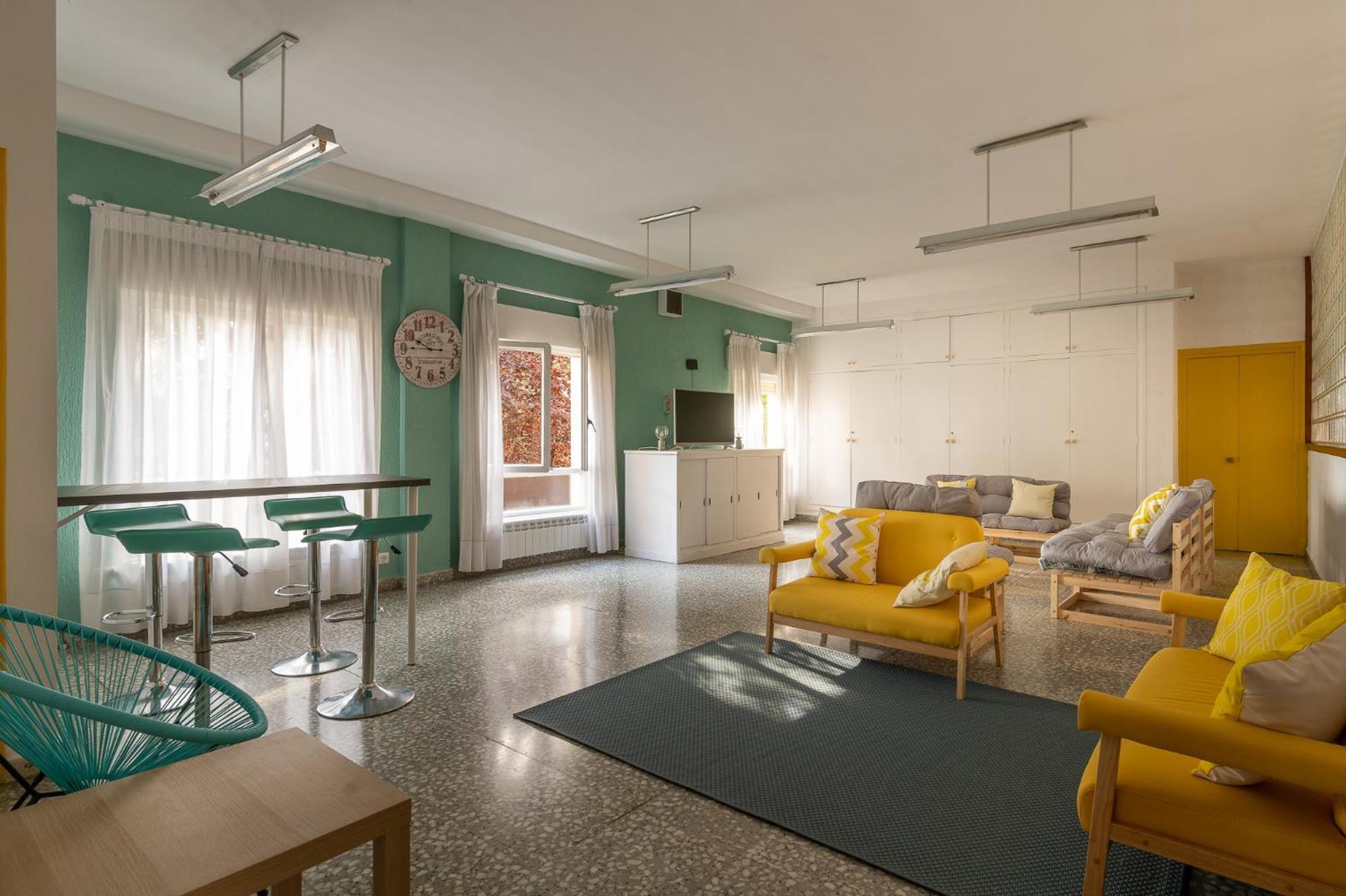 Готель Residencia Universitaria Alto De Miranda - ResiСантандер Екстер'єр фото